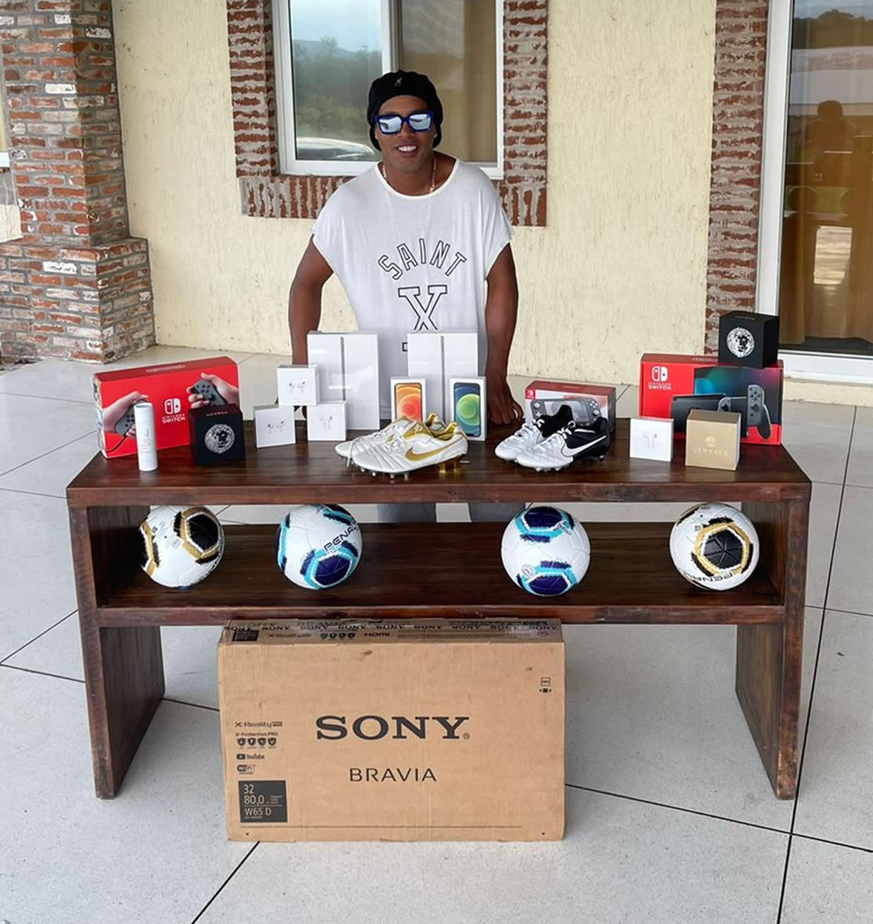 Ronaldinho giveaway campaign for one of our clients from Europe
